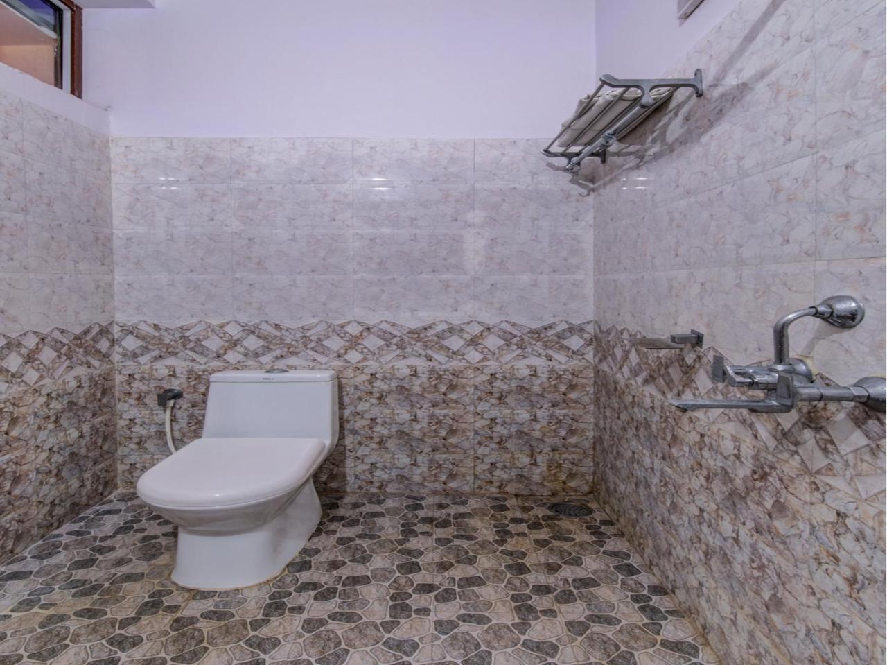 Oyo 18873 Hotel Comfort Deoghar Eksteriør billede