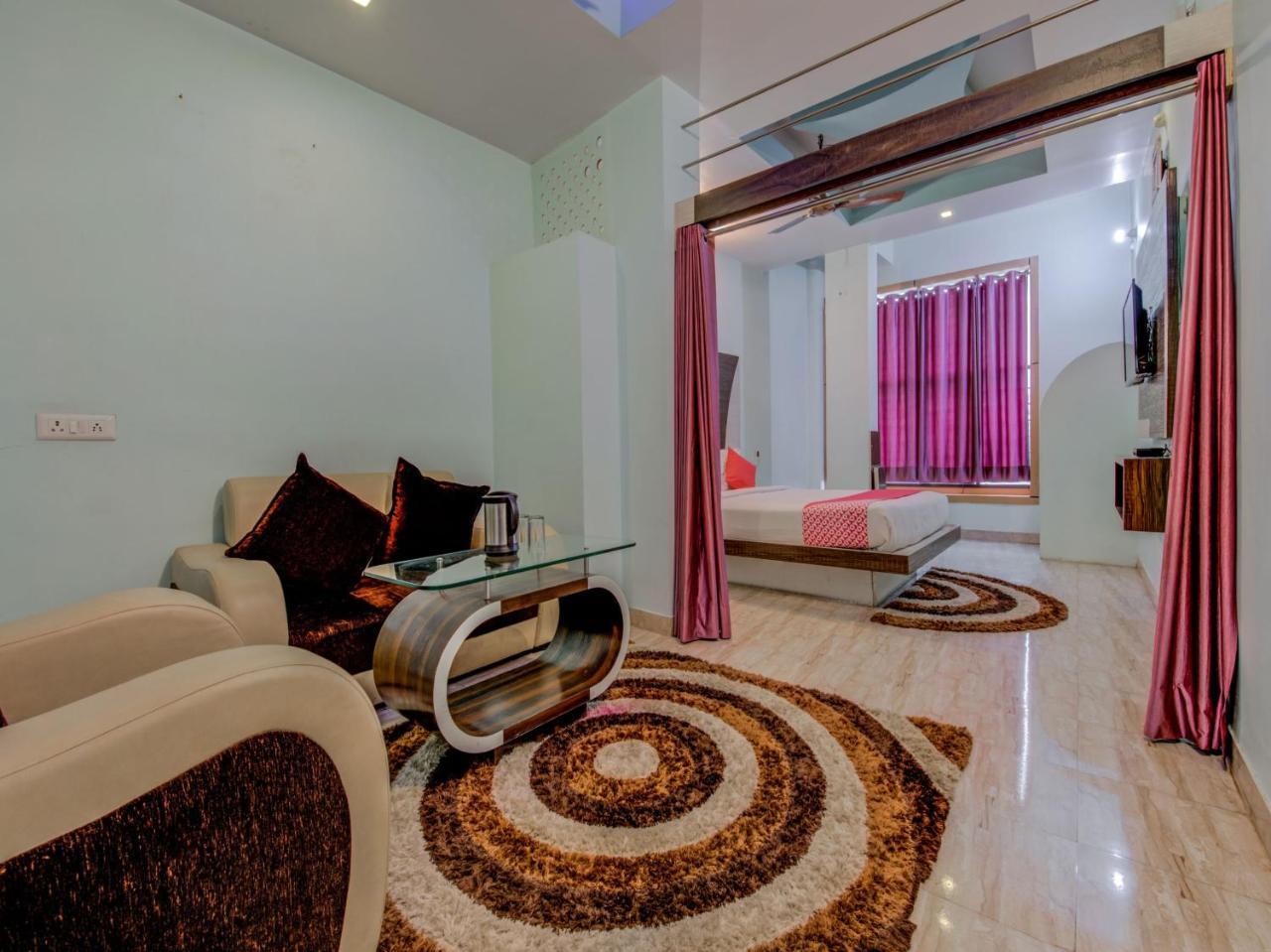 Oyo 18873 Hotel Comfort Deoghar Eksteriør billede